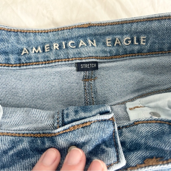 American Eagle Stretch Mom Jeans - Picture 3 of 5